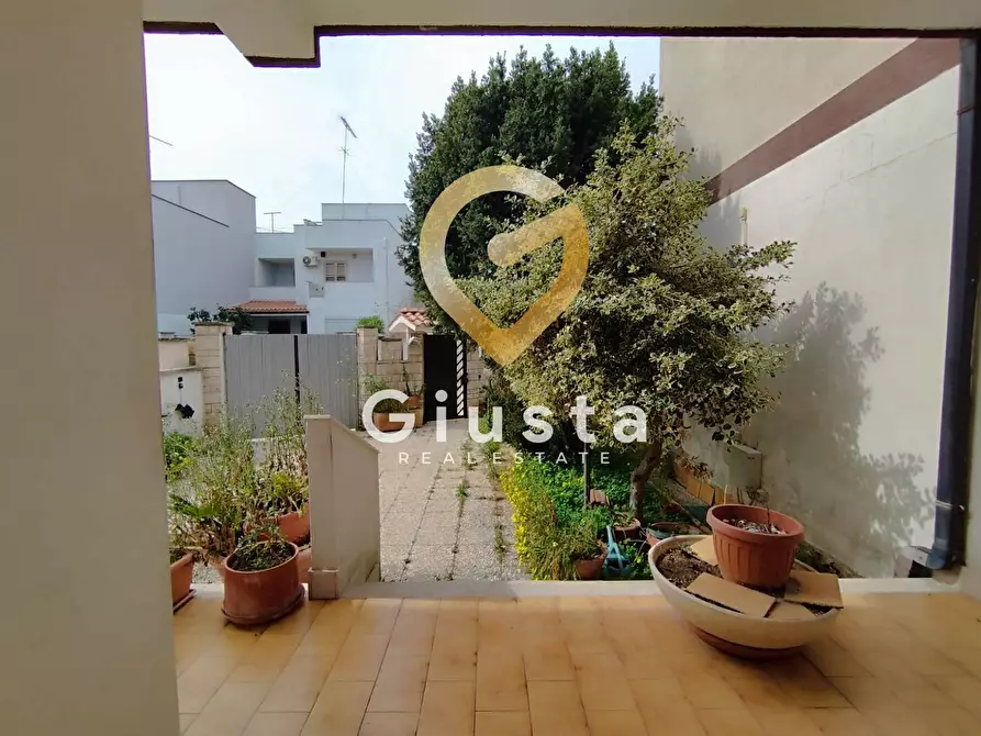 Immagine 5 di Casa indipendente in vendita  in Via Adige 16 a Brindisi