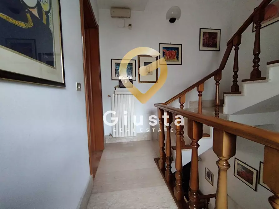 Immagine 18 di Casa indipendente in vendita  in Via Adige 16 a Brindisi