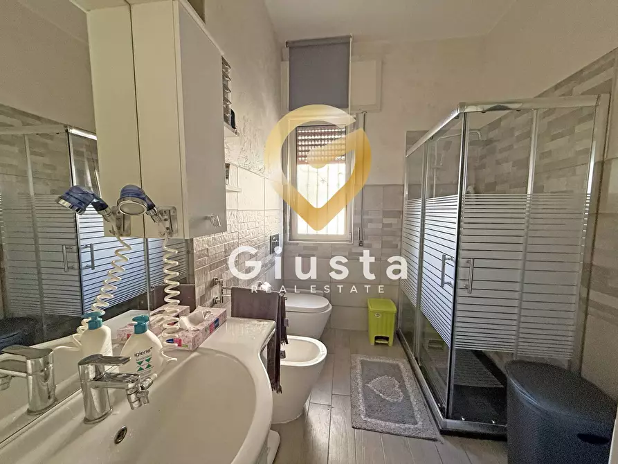 Immagine 19 di Appartamento in vendita  in Via Asproponte 13 a Brindisi