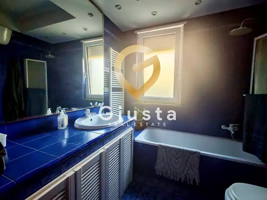 Immagine 19 di Appartamento in vendita  in Via Venezia 18 a Brindisi