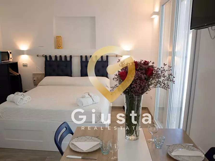 Immagine 10 di Casa indipendente in vendita  in Via Marco Aurelio Severino 3 a Arnesano