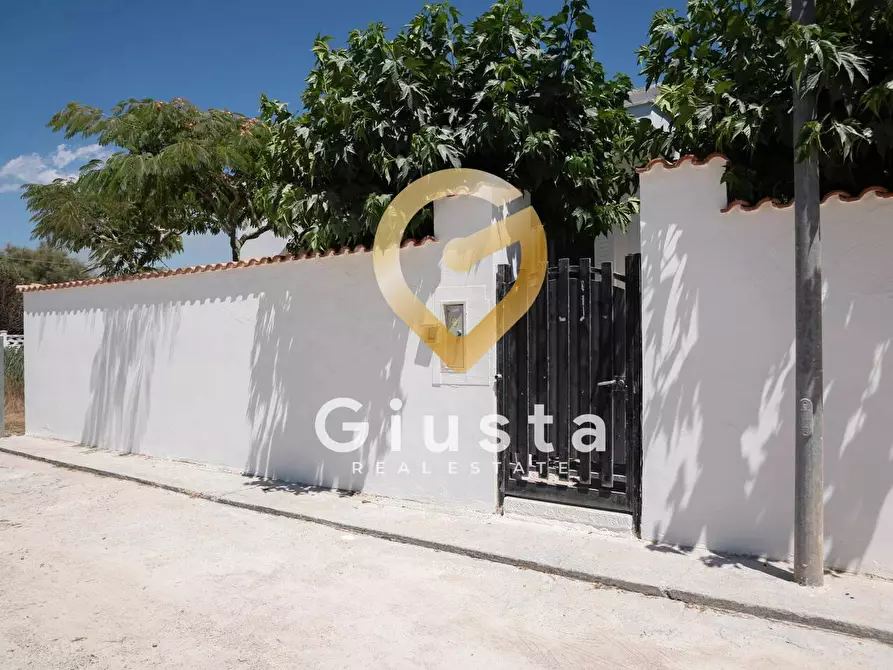 Immagine 2 di Casa indipendente in vendita  in Via Marco Aurelio Severino 3 a Arnesano