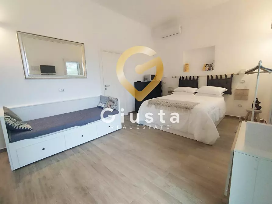 Immagine 5 di Casa indipendente in vendita  in Via Marco Aurelio Severino 3 a Arnesano