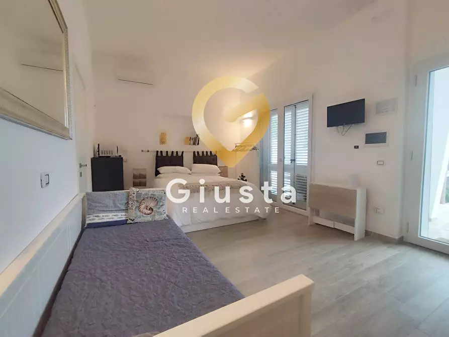 Immagine 7 di Casa indipendente in vendita  in Via Marco Aurelio Severino 3 a Arnesano