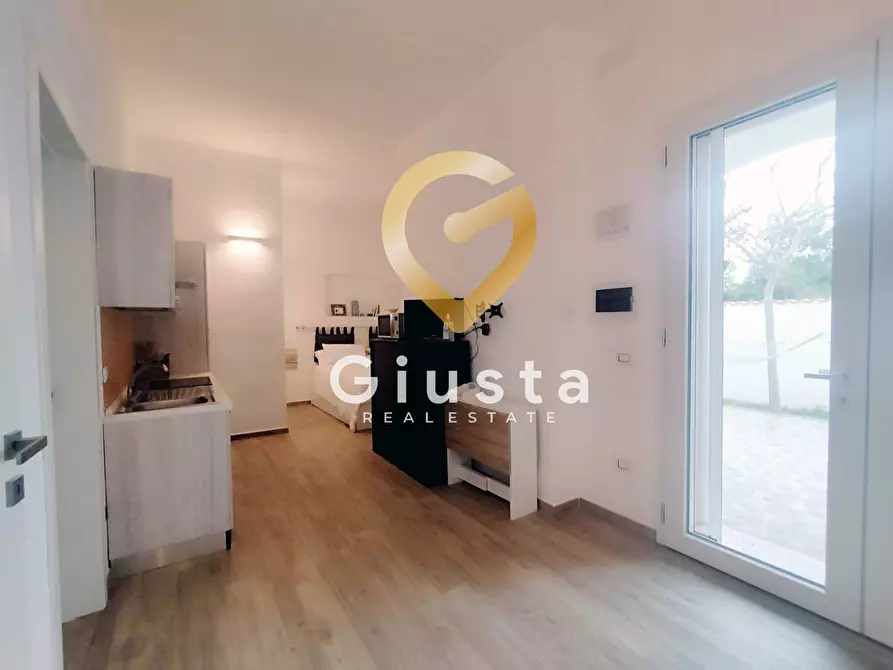 Immagine 13 di Casa indipendente in vendita  in Via Marco Aurelio Severino 3 a Arnesano