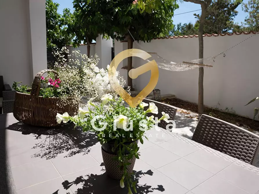 Immagine 22 di Casa indipendente in vendita  in Via Marco Aurelio Severino 3 a Arnesano