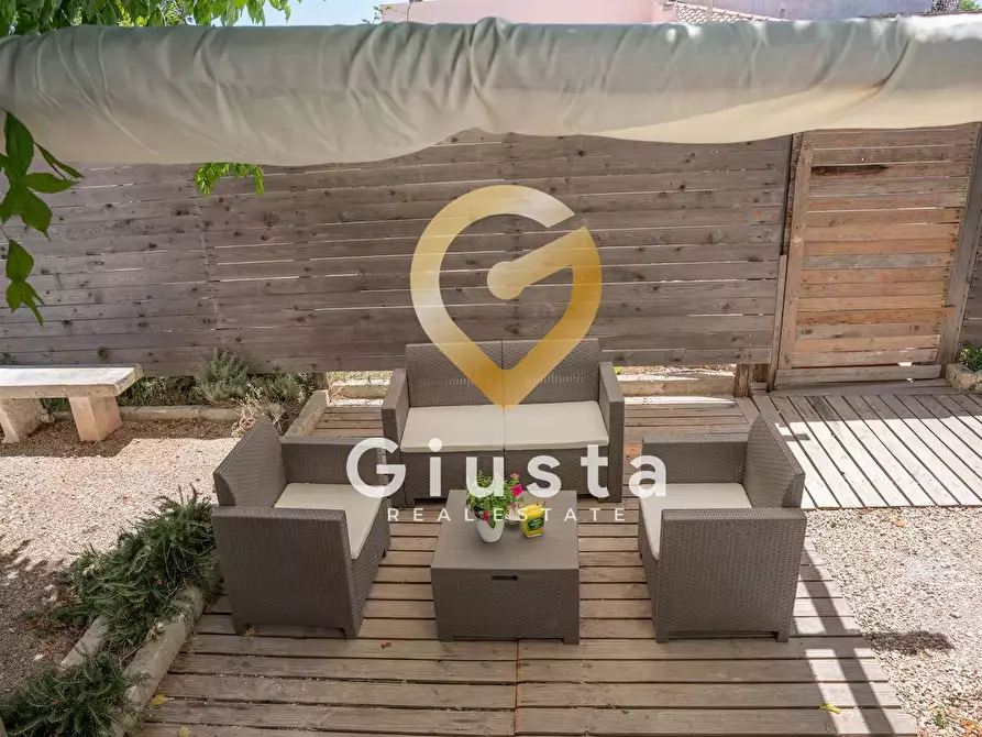 Immagine 20 di Casa indipendente in vendita  in Via Marco Aurelio Severino 3 a Arnesano