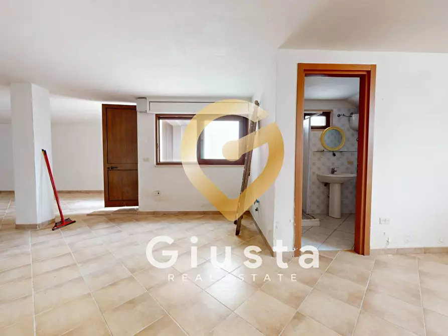 Immagine 7 di Villa in vendita  in Via Monte Cervino 26 a Carovigno