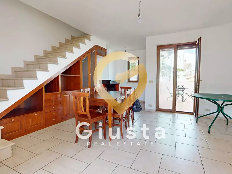 Immagine 9 di Villa in vendita  in Via Monte Cervino 26 a Carovigno