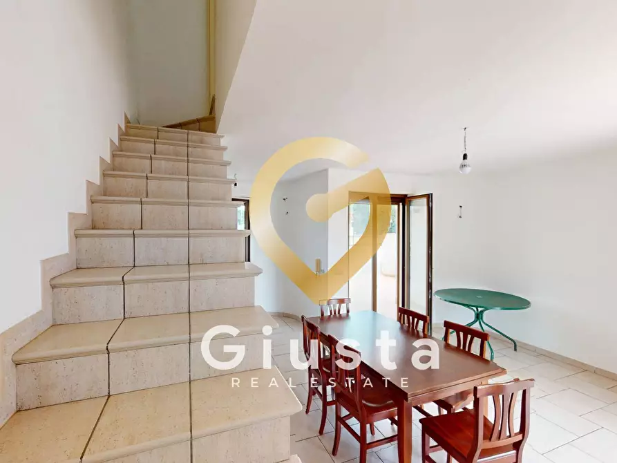 Immagine 14 di Villa in vendita  in Via Monte Cervino 26 a Carovigno