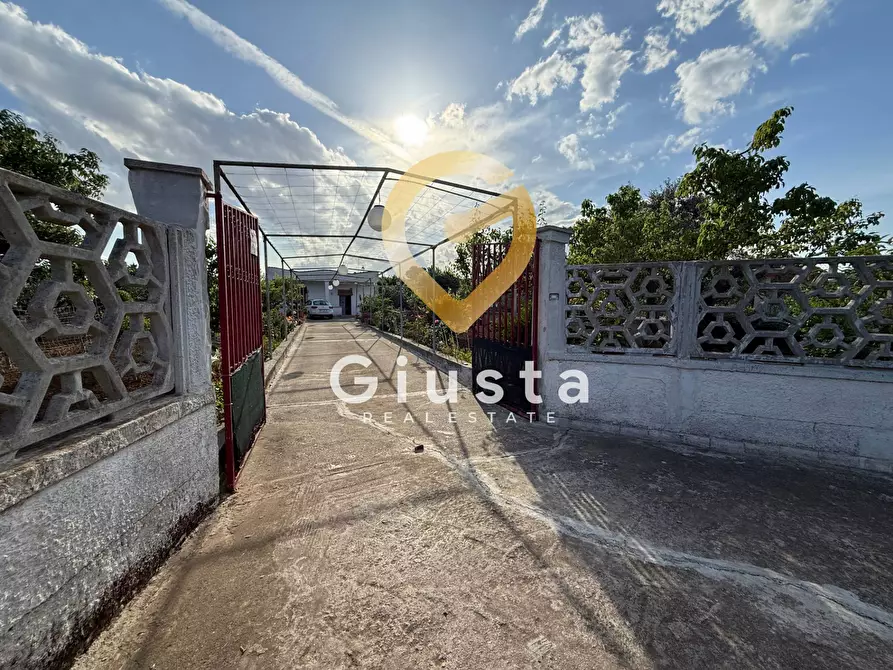 Immagine 2 di Villa in vendita  in Contrada Capineri a Mesagne