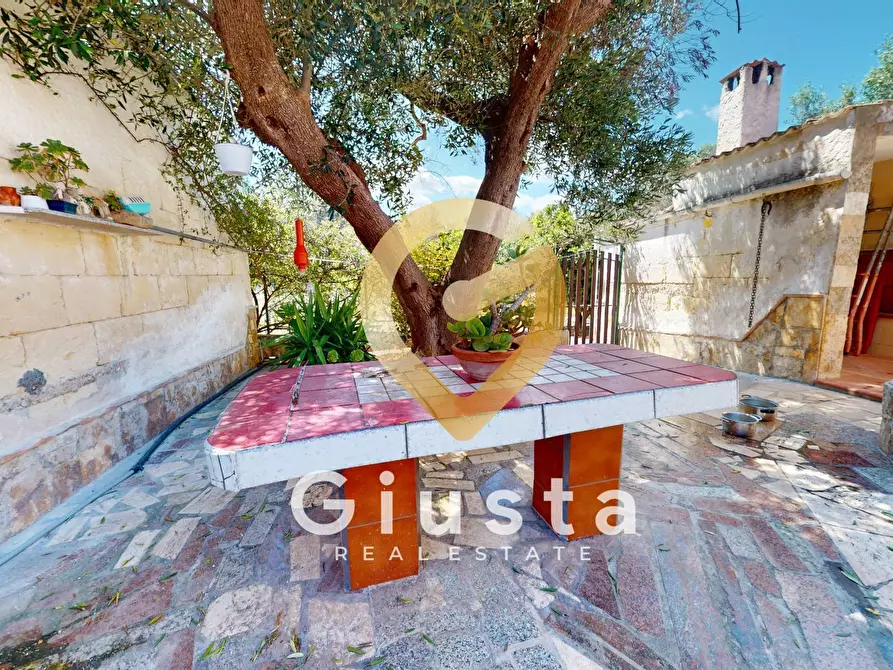 Immagine 4 di Villa in vendita  in Strada Comunale San Nicola 6 a Carovigno