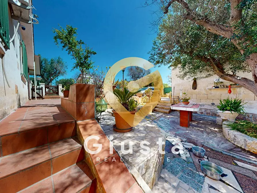 Immagine 6 di Villa in vendita  in Strada Comunale San Nicola 6 a Carovigno