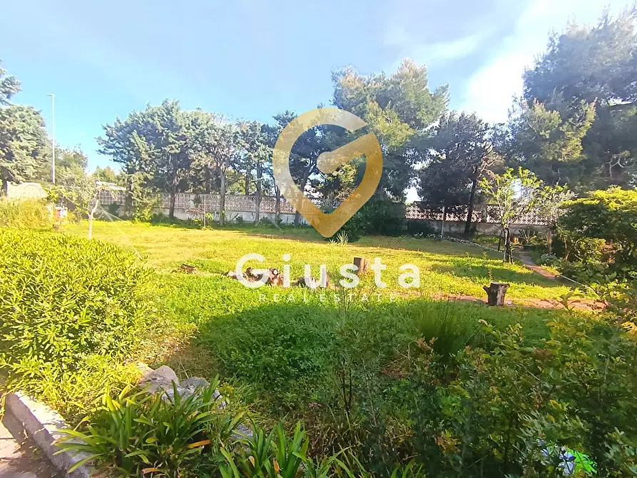 Immagine 15 di Villa in vendita  in via del veliero 28 a Trepuzzi