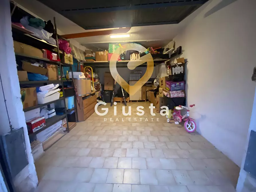 Immagine 13 di Appartamento in vendita  in Via Armando Spadini 6 a Brindisi