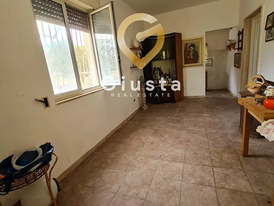 Immagine 6 di Villa in vendita  in cda zambardo a San Vito Dei Normanni