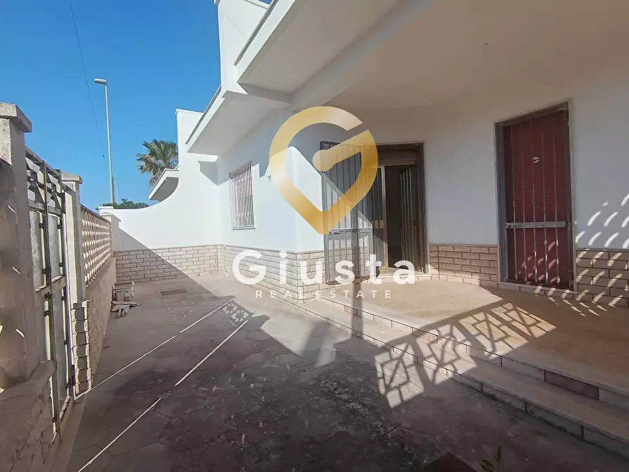 Immagine 5 di Villa in vendita  in Via Barracuda a Squinzano