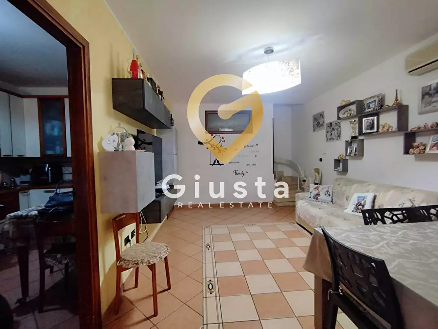 Immagine 9 di Casa semindipendente in vendita  in Via Egnazia 19 a Brindisi