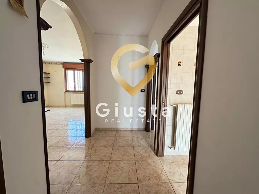 Immagine 4 di Appartamento in vendita  in via Nino Bixio 30 a Ceglie Messapico