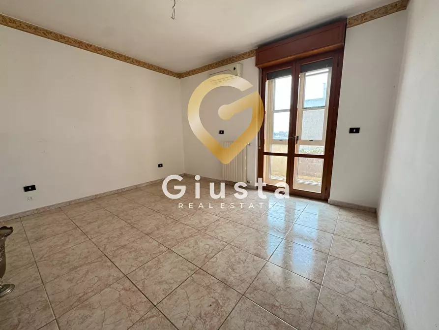 Immagine 19 di Appartamento in vendita  in via Nino Bixio 30 a Ceglie Messapico