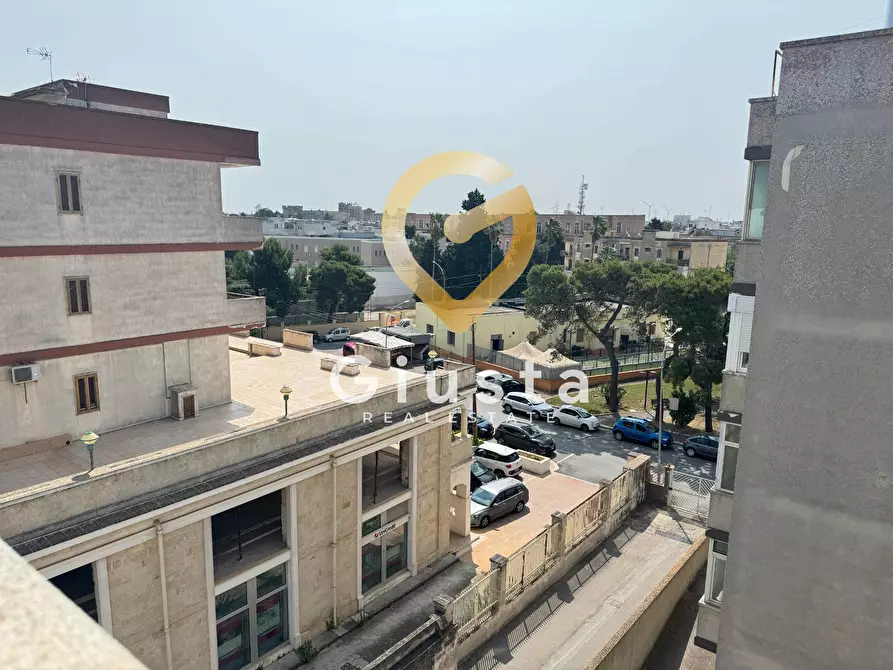 Immagine 23 di Appartamento in vendita  in via Nino Bixio 30 a Ceglie Messapico