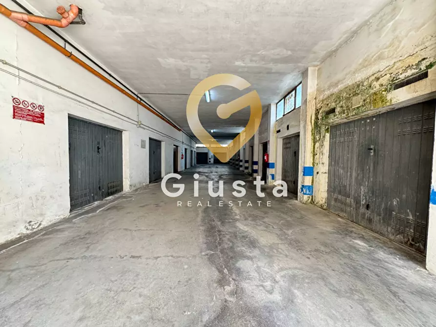 Immagine 25 di Appartamento in vendita  in via Nino Bixio 30 a Ceglie Messapico