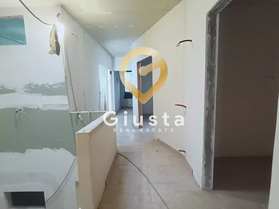Immagine 10 di Casa indipendente in vendita  in VIA LUIGI ERRICO 3 a Latiano