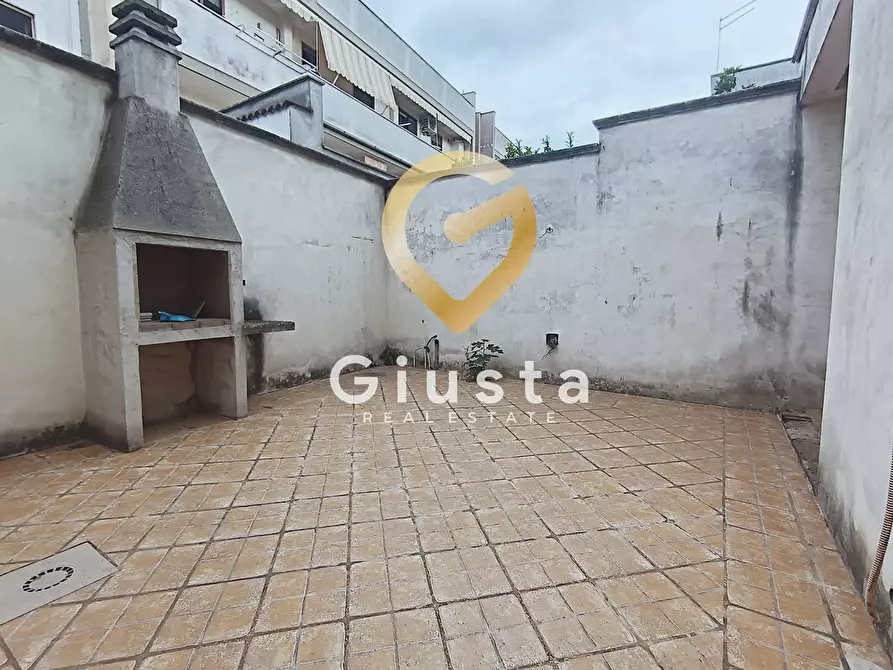 Immagine 7 di Casa indipendente in vendita  in VIA LUIGI ERRICO 3 a Latiano