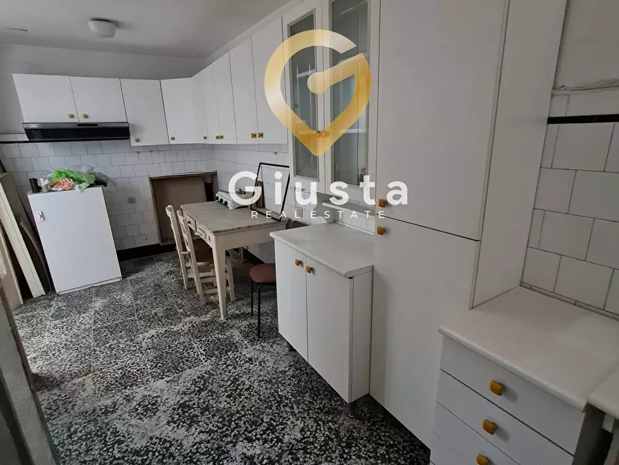 Immagine 10 di Casa semindipendente in vendita  in via albanese 81 a Latiano