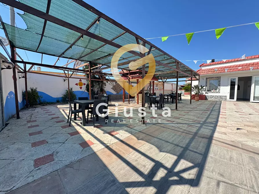 Immagine 2 di Locale commerciale in vendita  in Via dei Santi Apostoli 30 a Brindisi