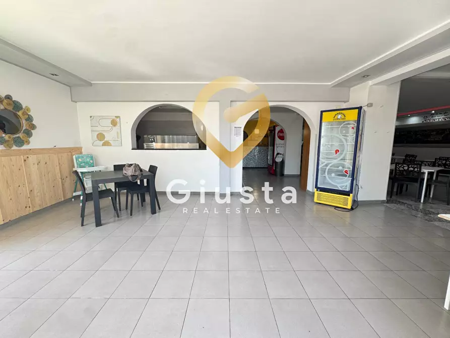 Immagine 11 di Locale commerciale in vendita  in Via dei Santi Apostoli 30 a Brindisi