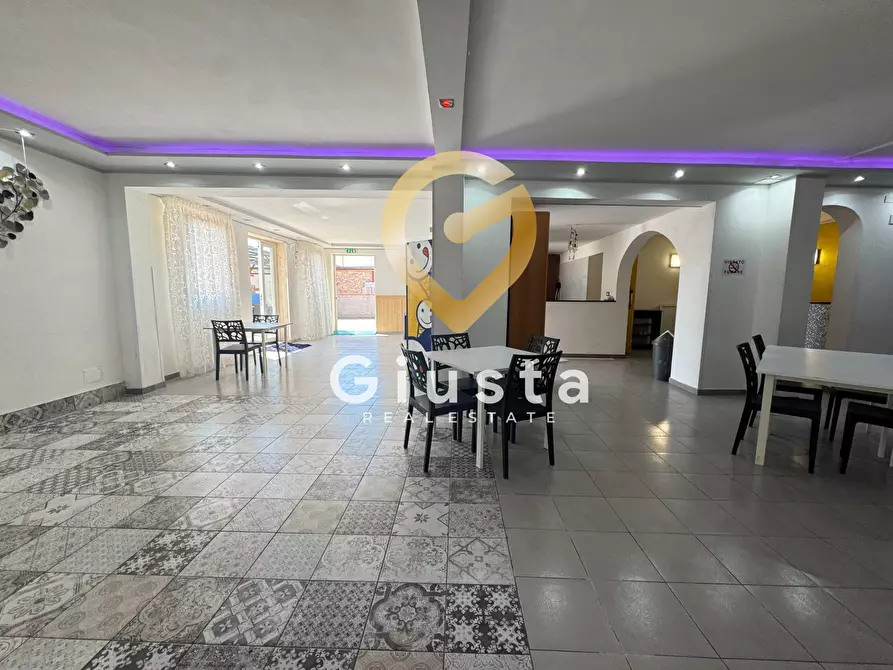 Immagine 17 di Locale commerciale in vendita  in Via dei Santi Apostoli 30 a Brindisi