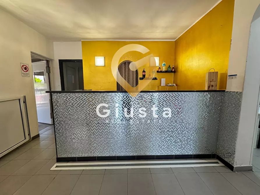 Immagine 19 di Locale commerciale in vendita  in Via dei Santi Apostoli 30 a Brindisi