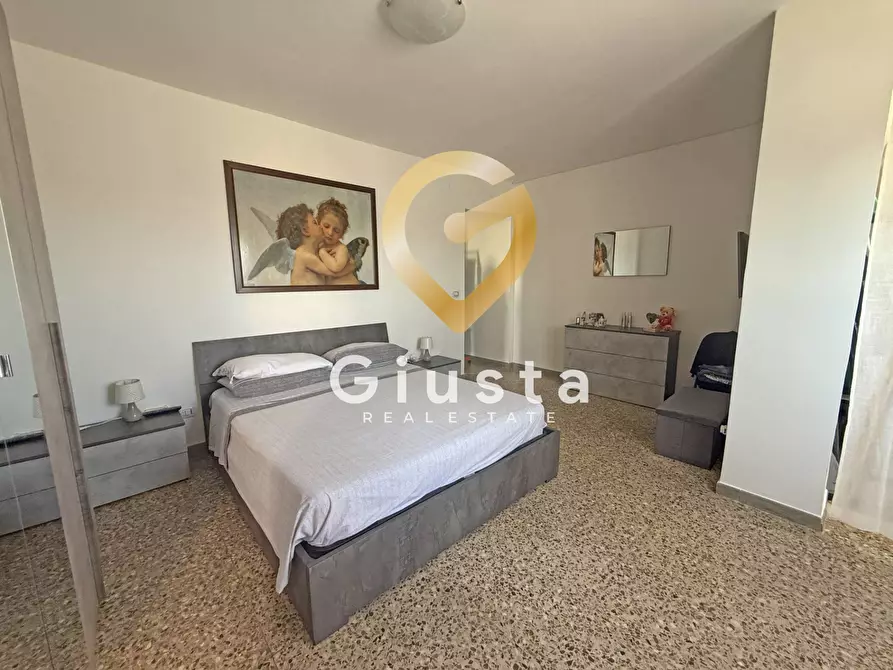 Immagine 15 di Appartamento in vendita  in Largo Antonio Pacinotti 3 a Brindisi