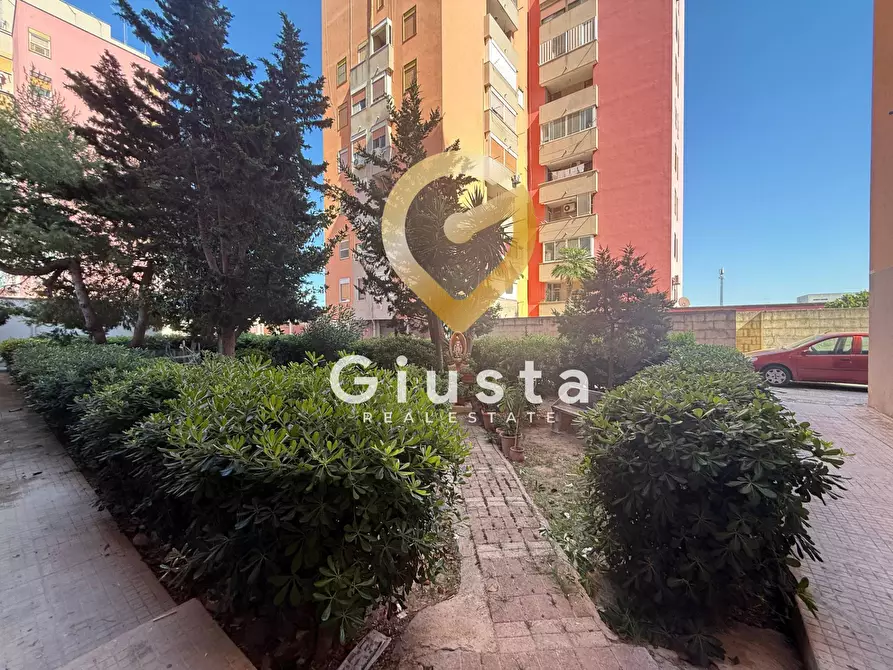 Immagine 3 di Appartamento in vendita  in Largo Antonio Pacinotti 3 a Brindisi