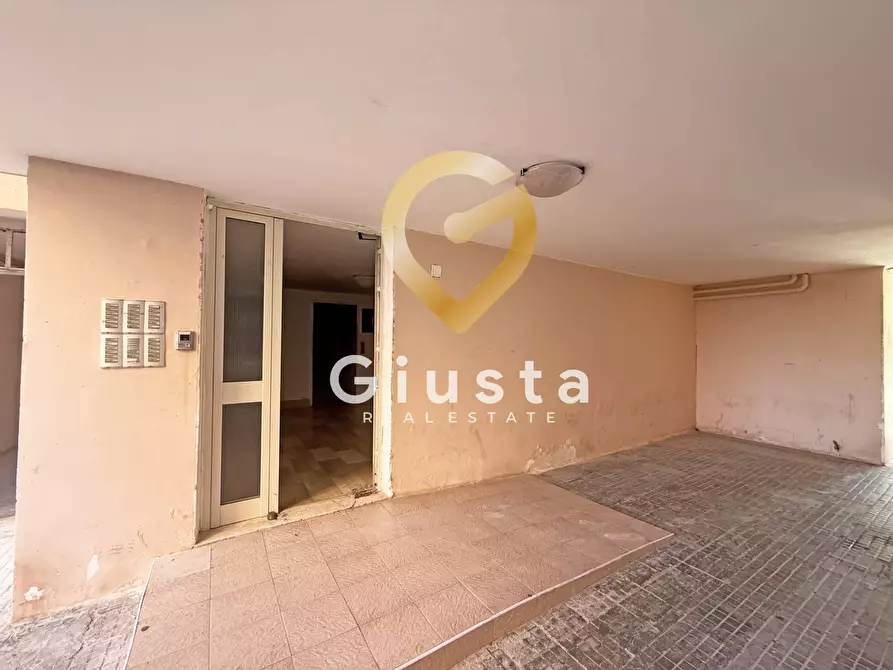 Immagine 5 di Appartamento in vendita  in Largo Antonio Pacinotti 3 a Brindisi