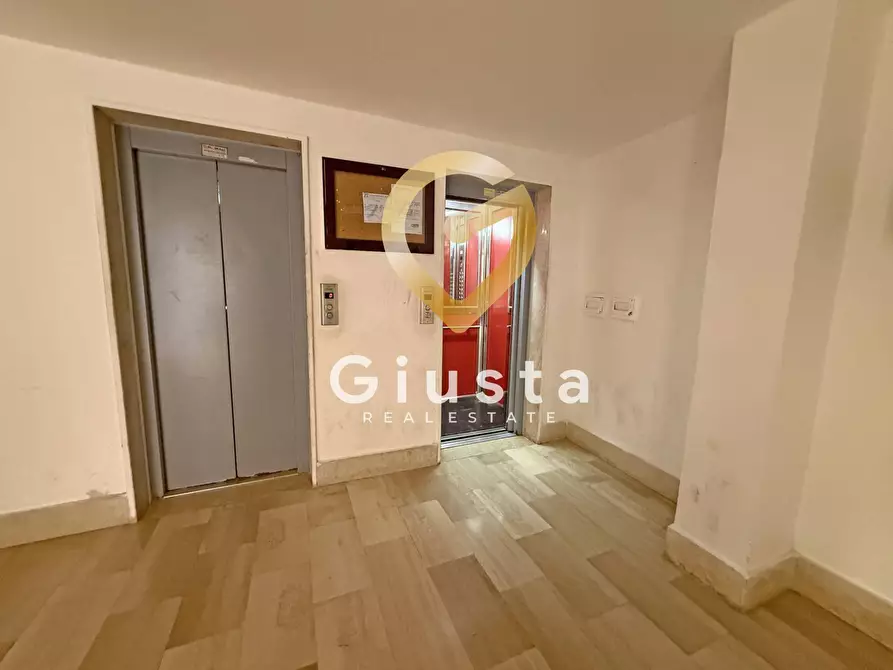 Immagine 6 di Appartamento in vendita  in Largo Antonio Pacinotti 3 a Brindisi