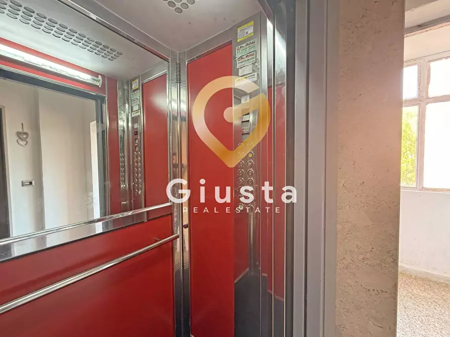 Immagine 8 di Appartamento in vendita  in Largo Antonio Pacinotti 3 a Brindisi