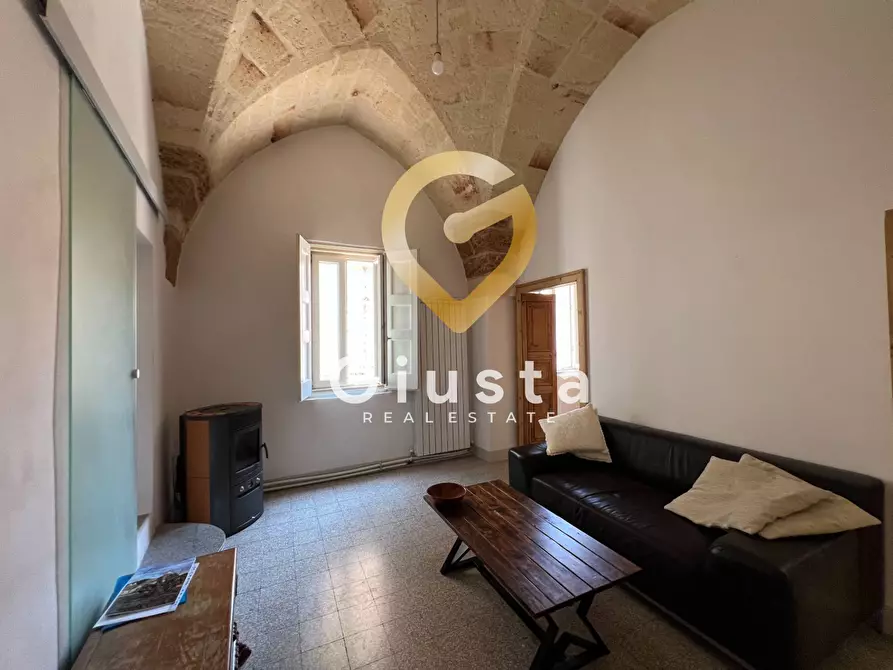 Immagine 1 di Casa indipendente in vendita  in Via Eugenio Santacesaria 36 a Mesagne