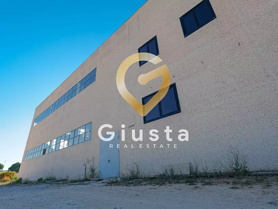 Immagine 4 di Capannone industriale in vendita  in Via Alfred nobel a Brindisi