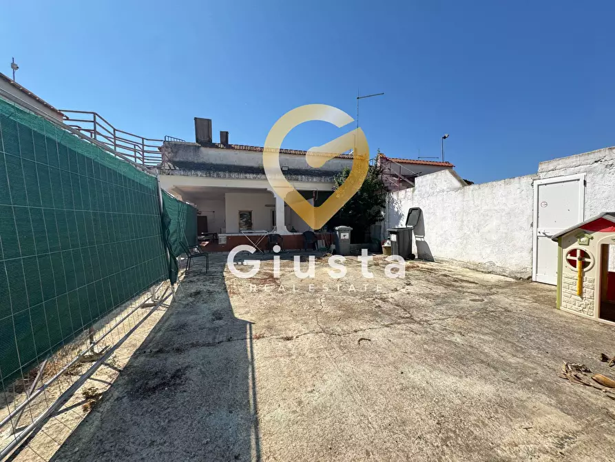 Immagine 13 di Villetta a schiera in vendita  in Via Santi Appostoli 30 a Brindisi