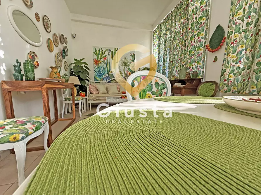 Immagine 10 di Villa in vendita  in Contrada Tanusci a Latiano