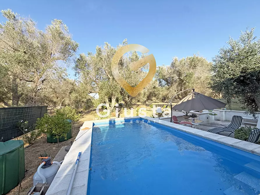 Immagine 27 di Villa in vendita  in Contrada Tanusci a Latiano