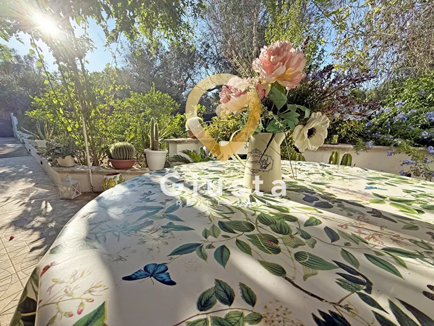 Immagine 28 di Villa in vendita  in Contrada Tanusci a Latiano