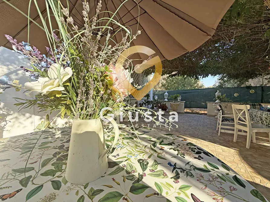 Immagine 29 di Villa in vendita  in Contrada Tanusci a Latiano