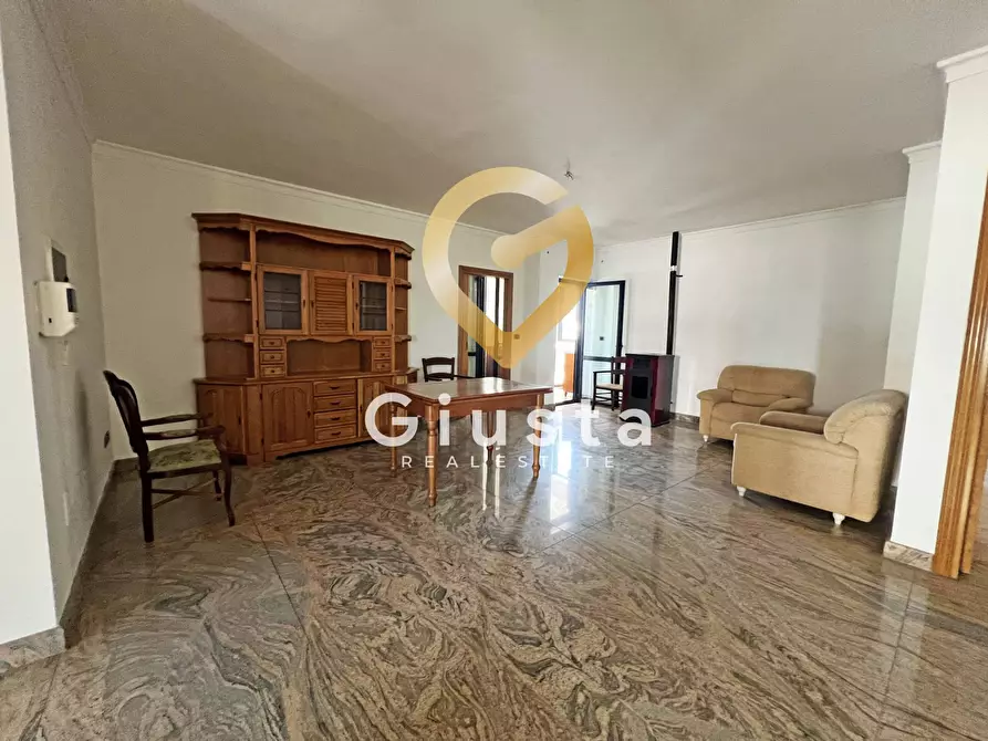 Immagine 12 di Appartamento in vendita  in Via Guglielmo Marconi 116 a Mesagne