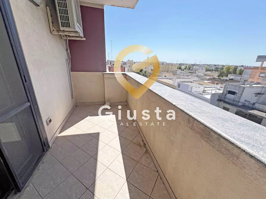 Immagine 18 di Appartamento in vendita  in Via Guglielmo Marconi 116 a Mesagne