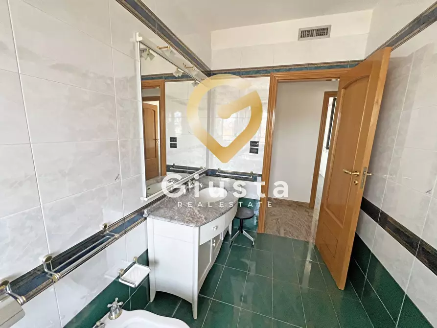 Immagine 23 di Appartamento in vendita  in Via Guglielmo Marconi 116 a Mesagne