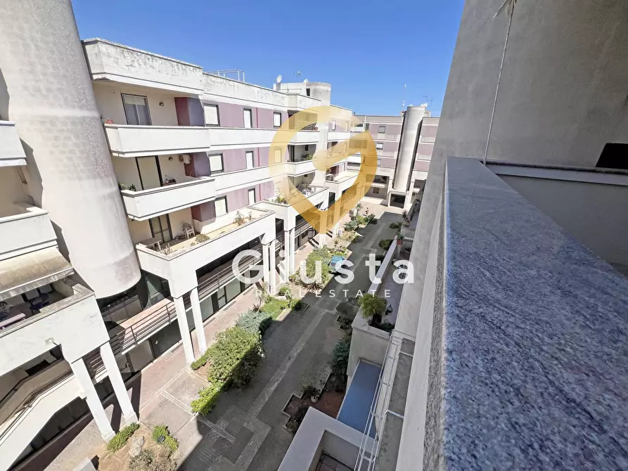 Immagine 31 di Appartamento in vendita  in Via Guglielmo Marconi 116 a Mesagne