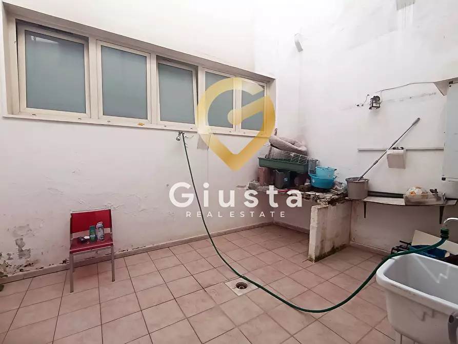 Immagine 14 di Casa indipendente in vendita  in Via Roma 46 a San Vito Dei Normanni